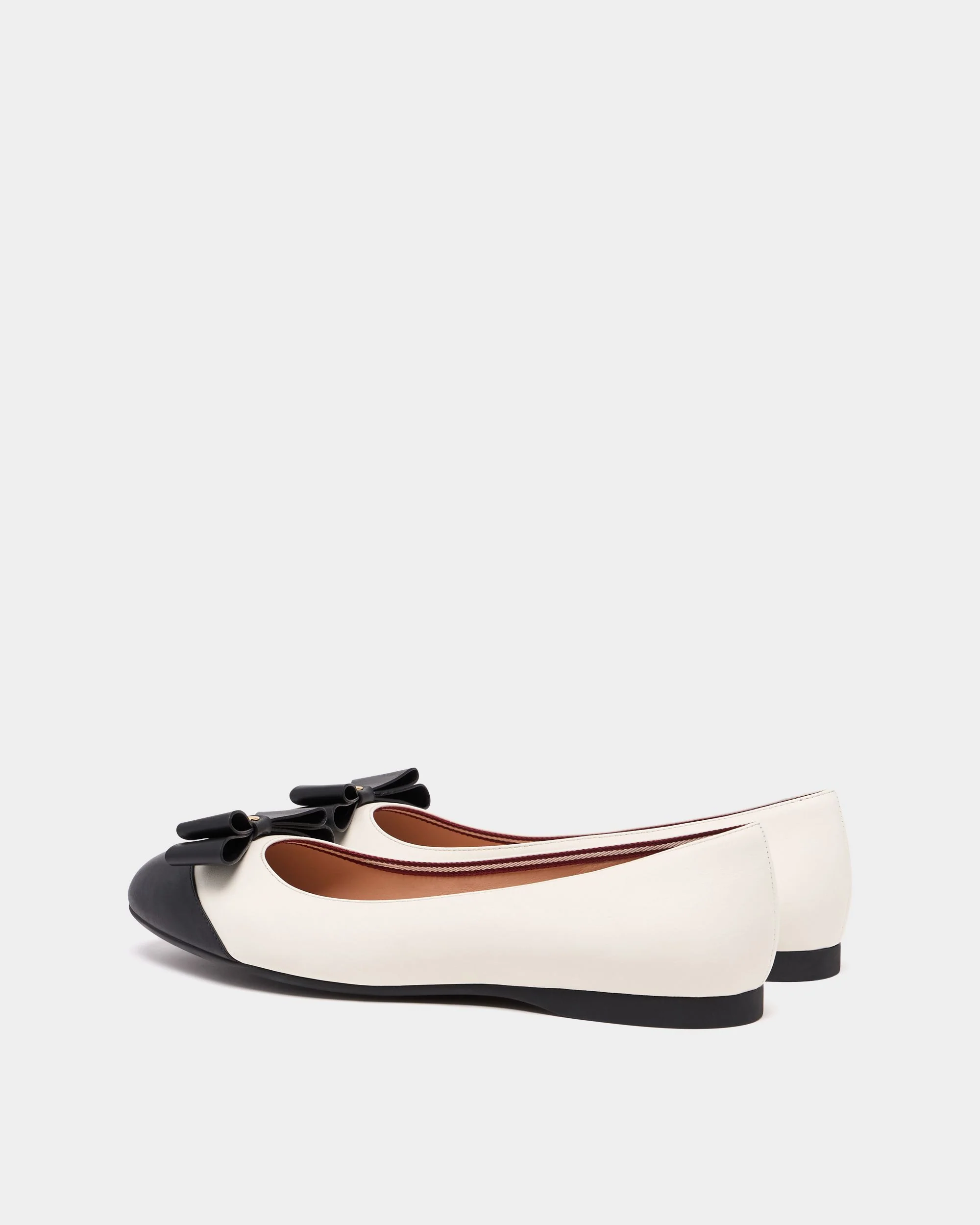 Ysla Ballet Flat in White Leather - Image 4