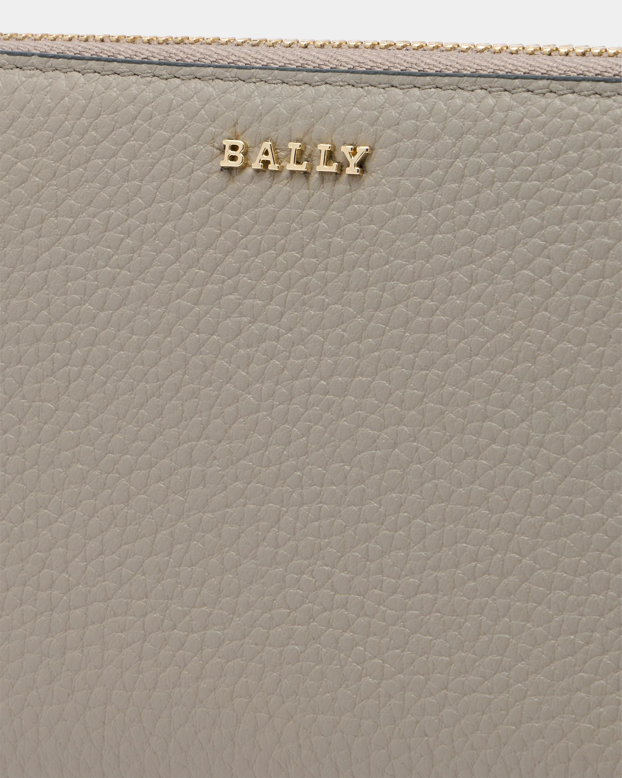 Zip-Around Wallet in Taupe Grained Leather - Image 4